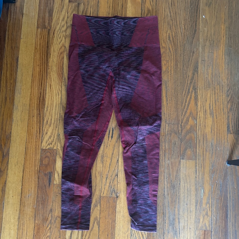 💪 LNDR 💪 Athletic Leggings - Red Spacedye - M/L